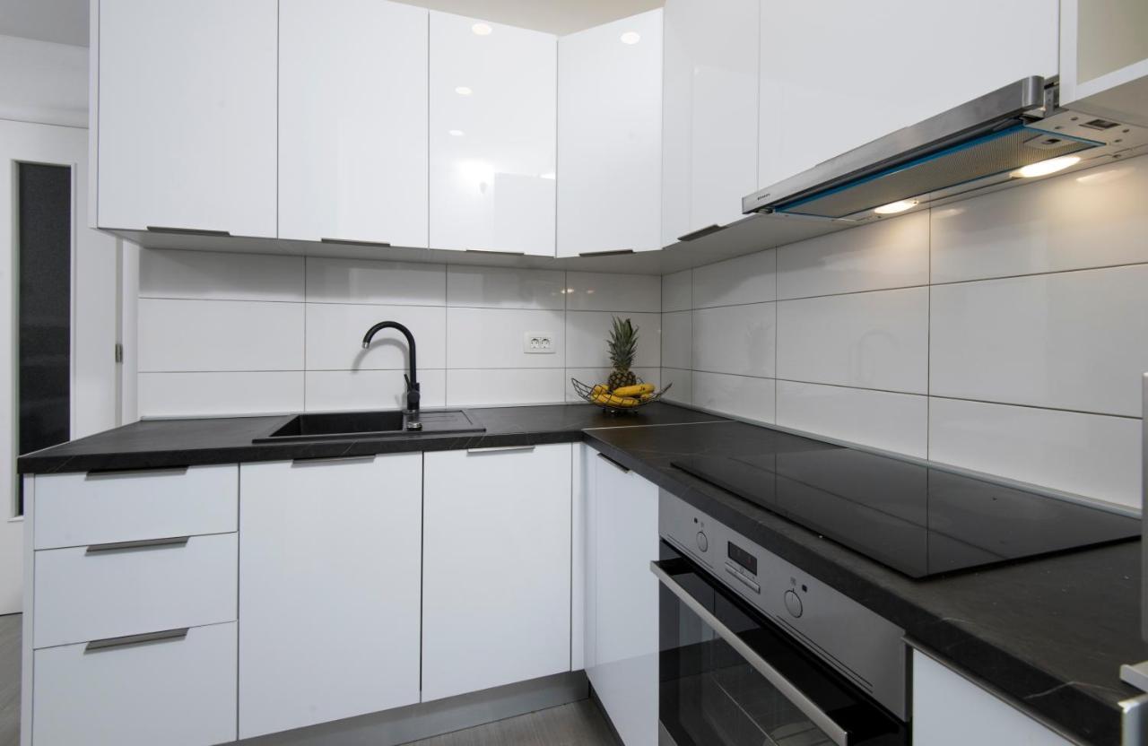 Apartments Mikas Stanici Экстерьер фото