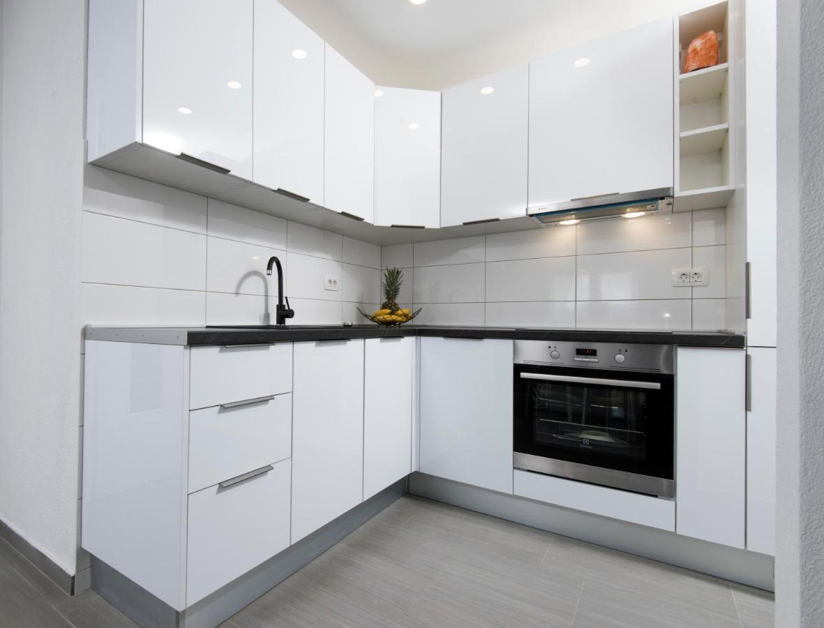 Apartments Mikas Stanici Экстерьер фото